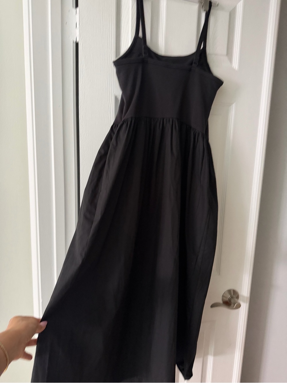 Uniqlo Black Midi Dress with Spaghetti Straps - Picture 9 of 9